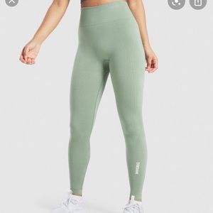 Gymshark power down women’s leggings